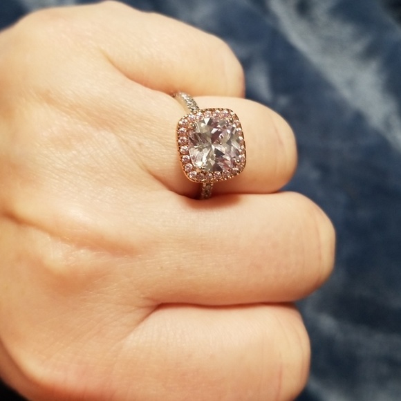 Stunning Sterling Silver CZ Ring Rose Gold NWT - Picture 5 of 8